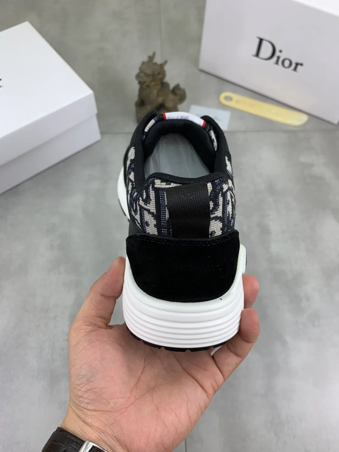 Men's Men's Shoes💰P420💰[New Style]🆘[Dior] 2025 Dior Original Lace-up Low-top Men's Shoes Classic casual shoes 🔥This model is the official classic model, with high quality and made by famous original designers. It is made of high-quality cowhide with original materials➕Comfortable and breathable mesh lining➕Pigskin insole. The perfect last shape and generous and fashionable design have attracted many consumers. Suitable for drivers to drive🚗. What you want is the highest quality in the market. Color: 3️⃣Color code number: 38--44 (45 customized)